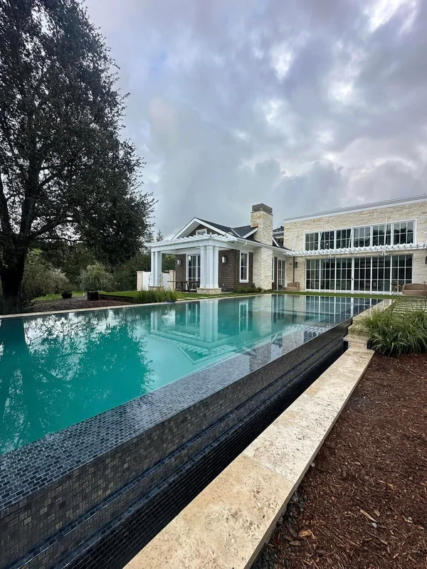 Completed infinity edge pool